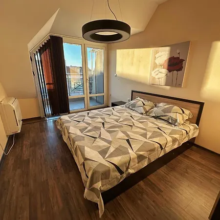 By The Sea 아파트 *